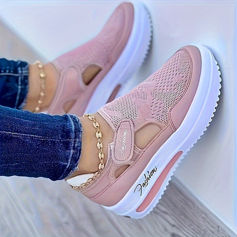 Breathable slip-on trainers for stable comfort