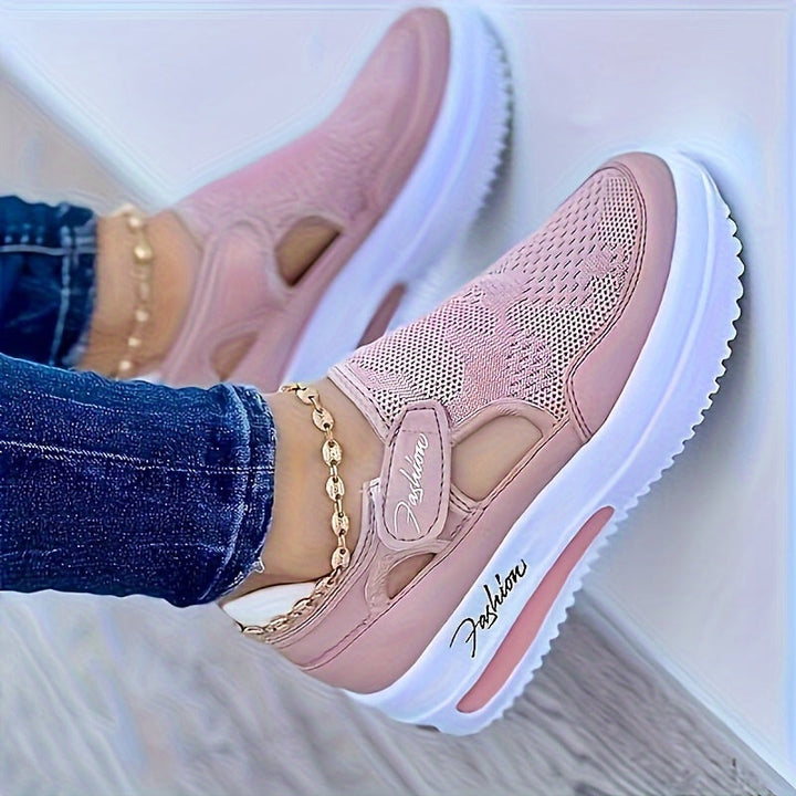 Breathable slip-on trainers for stable comfort