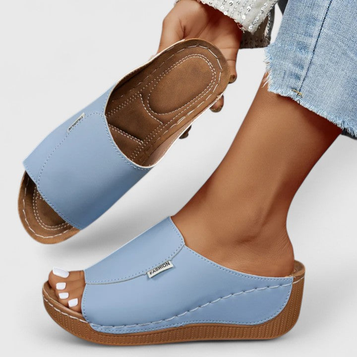 Amiralie - Lightweight, elegant sandals