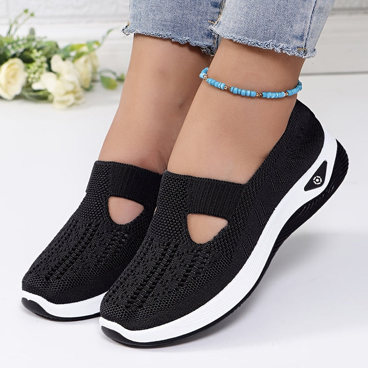 Easy slip-on trainers, stable comfort