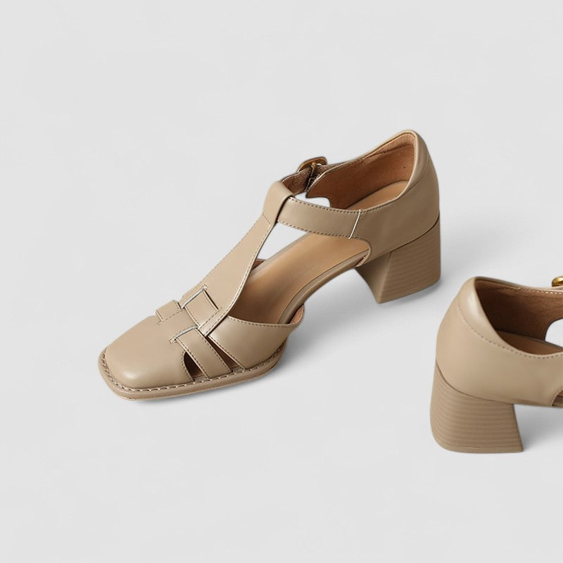 Elyxiana | Orthopaedic block heels with T-strap