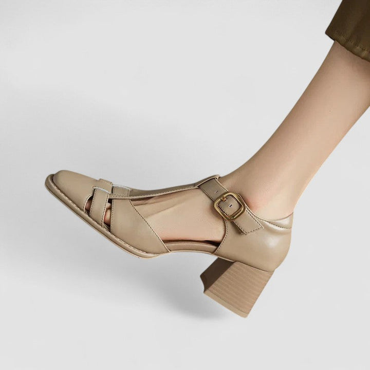 Elyxiana | Orthopaedic block heels with T-strap