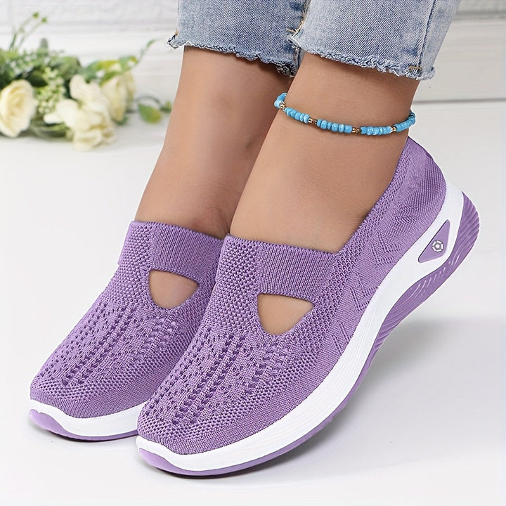 Easy slip-on trainers, stable comfort