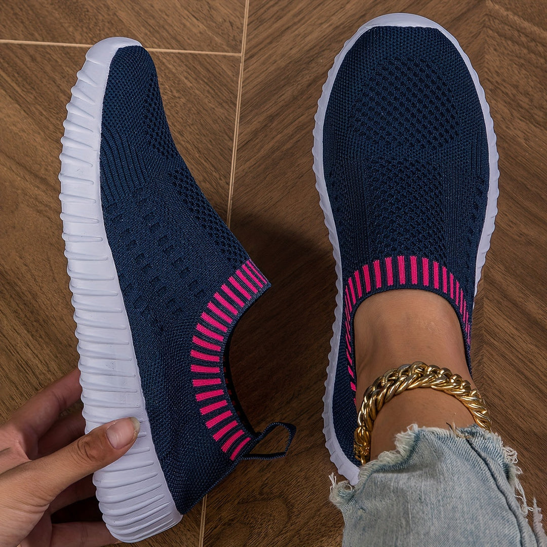 Ultra-lightweight non-slip sock trainers