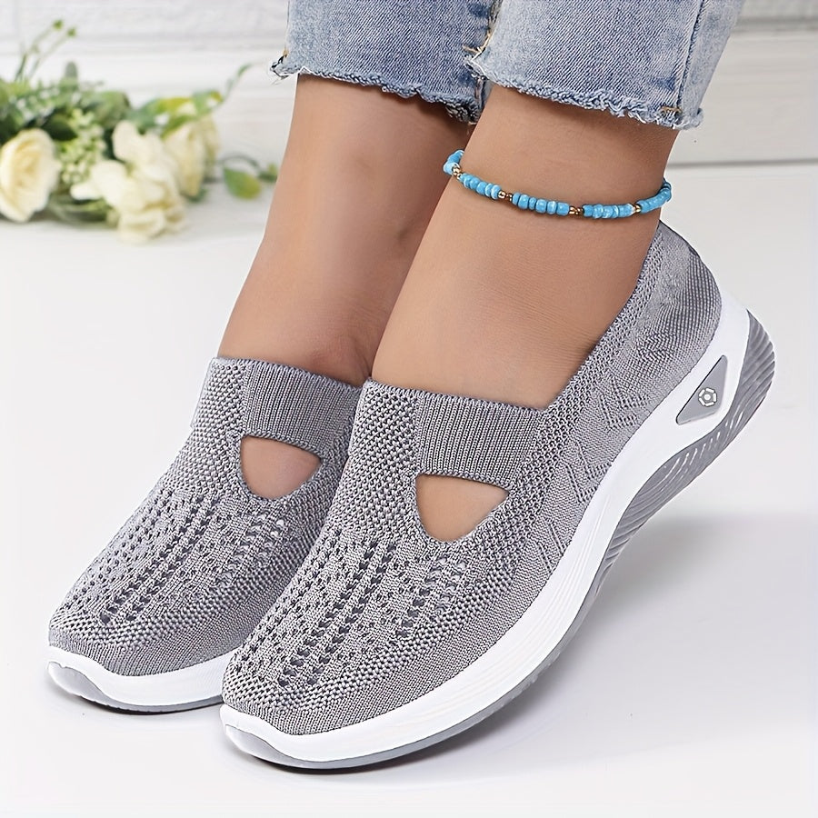 Easy slip-on trainers, stable comfort