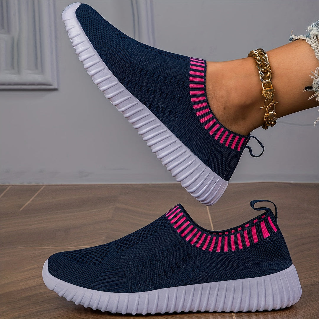 Ultra-lightweight non-slip sock trainers