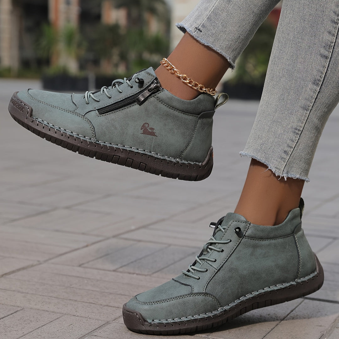 ErgoVita™ – Trainers with therapeutic comfort