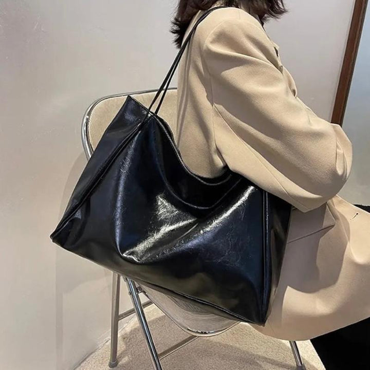 Patricia™ | Shimmering Leather Bag