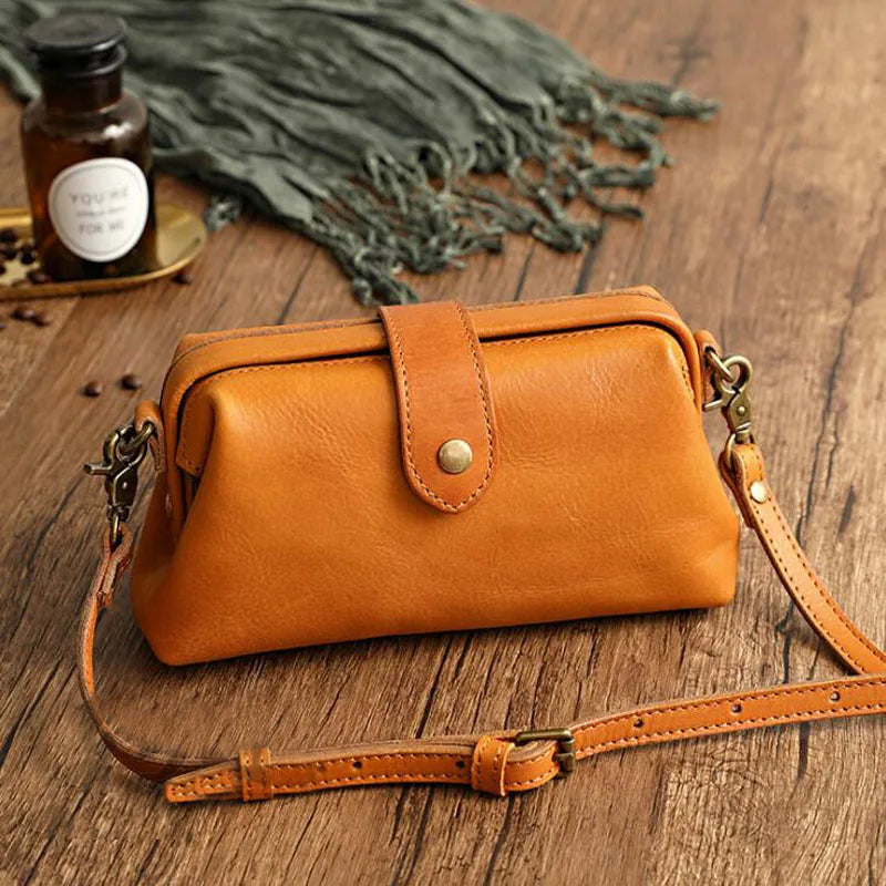 Nicole™ | On-Trend Shoulder Bag