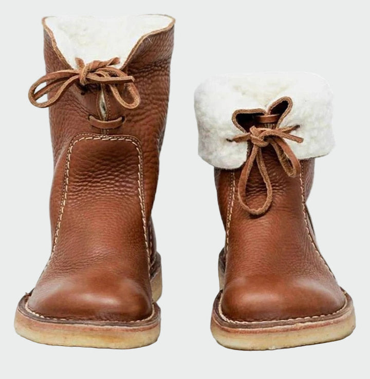 Men's waterproof leather boots with wool lining