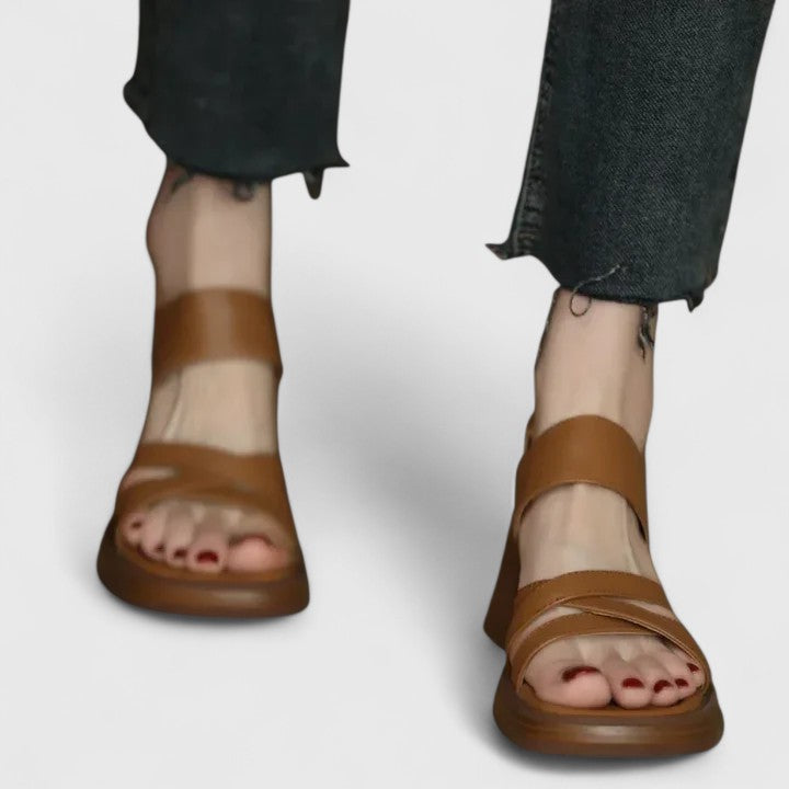 Celeste - Elegant criss-cross sandals