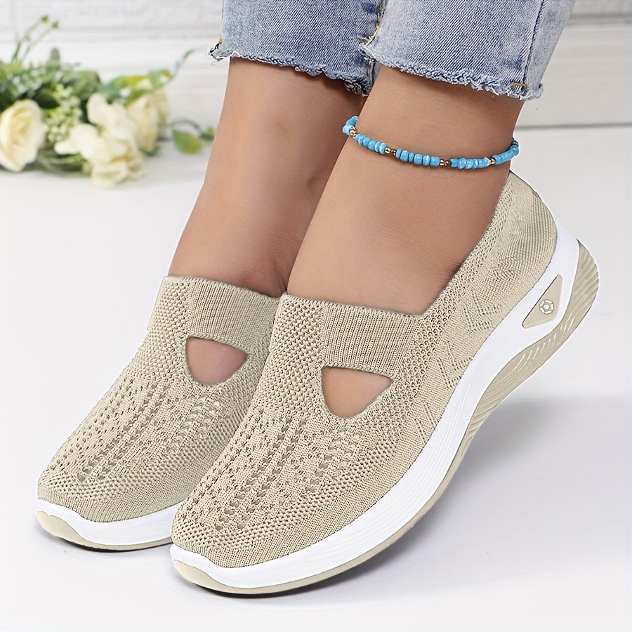 Easy slip-on trainers, stable comfort