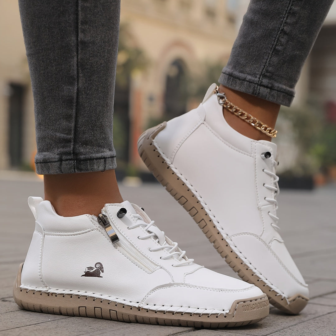 ErgoVita™ – Trainers with therapeutic comfort