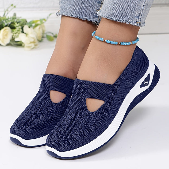 Easy slip-on trainers, stable comfort