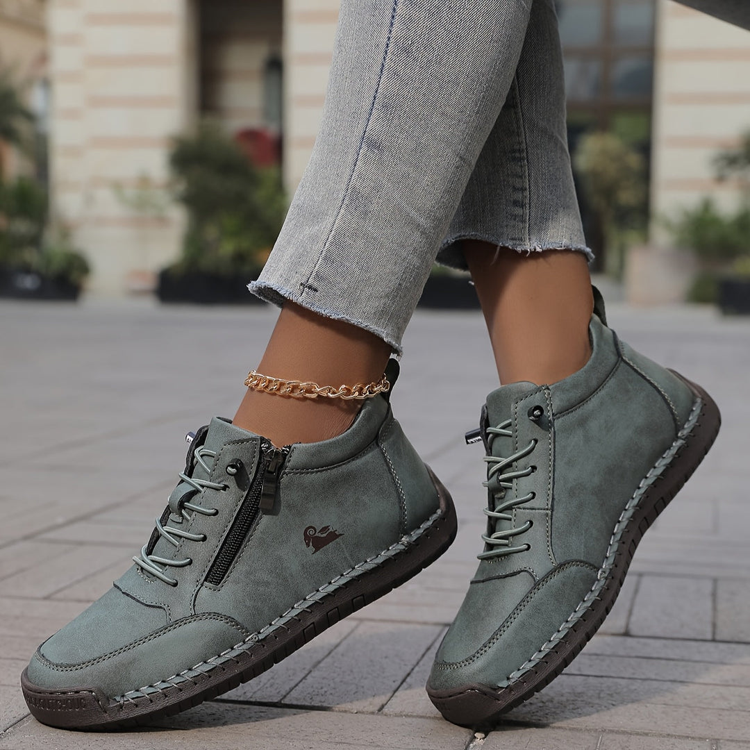 ErgoVita™ – Trainers with therapeutic comfort