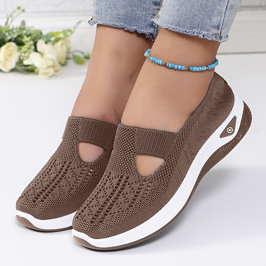 Easy slip-on trainers, stable comfort