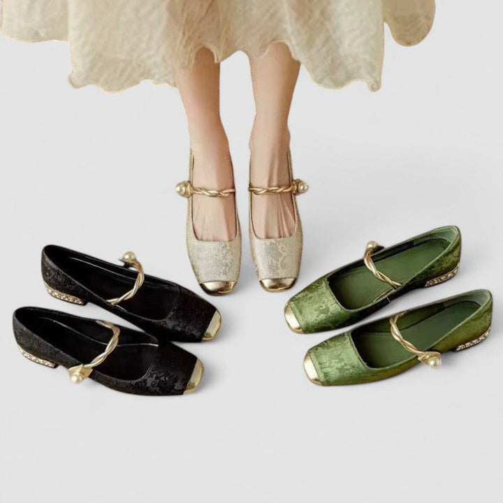 Pax - Elegant orthopaedic Mary Janes