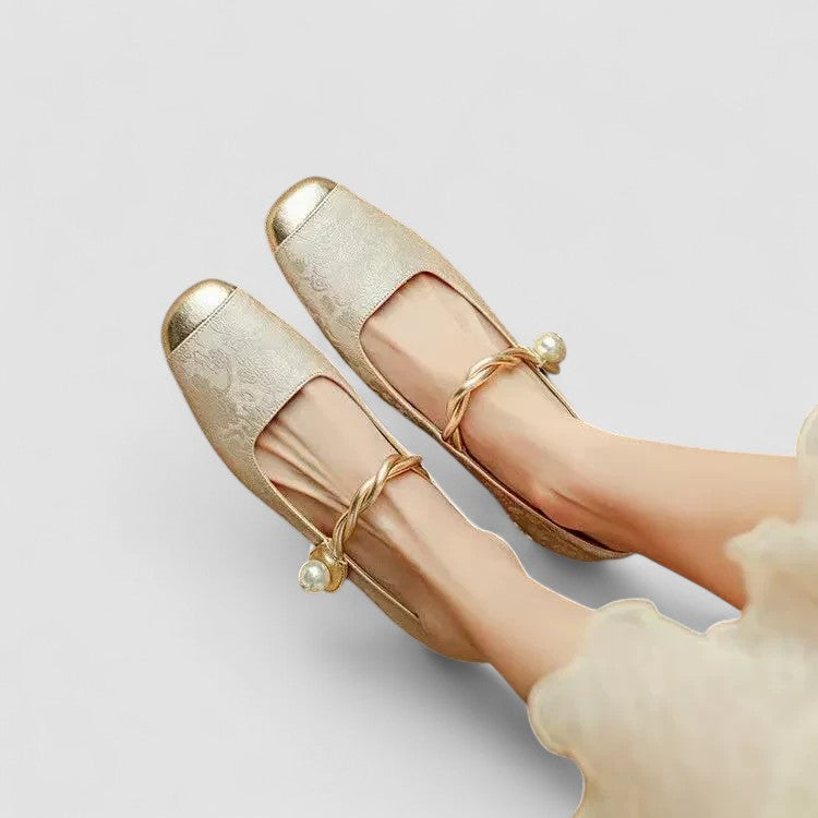 Pax - Elegant orthopaedic Mary Janes